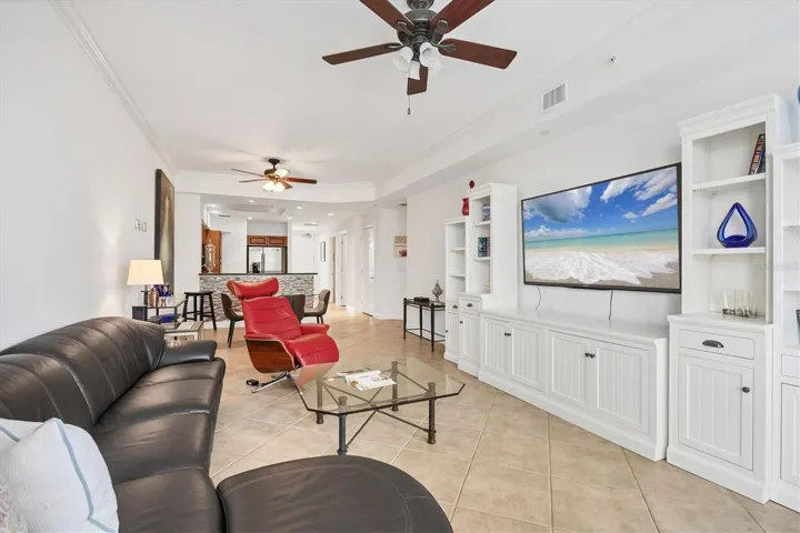 8111 Lakewood Main St #305, Lakewood Ranch, Florida 34202, 2 Bedrooms Bedrooms, ,2 BathroomsBathrooms,Residential Lease,For Rent,LAKEWOOD MAIN,A4657738