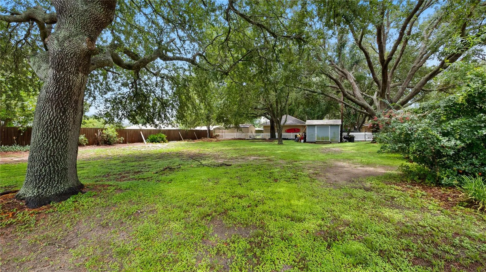 11252 Rosehill Dr, Clermont, Florida 34711, 3 Bedrooms Bedrooms, ,2 BathroomsBathrooms,Residential,For Sale,ROSEHILL,G5099118