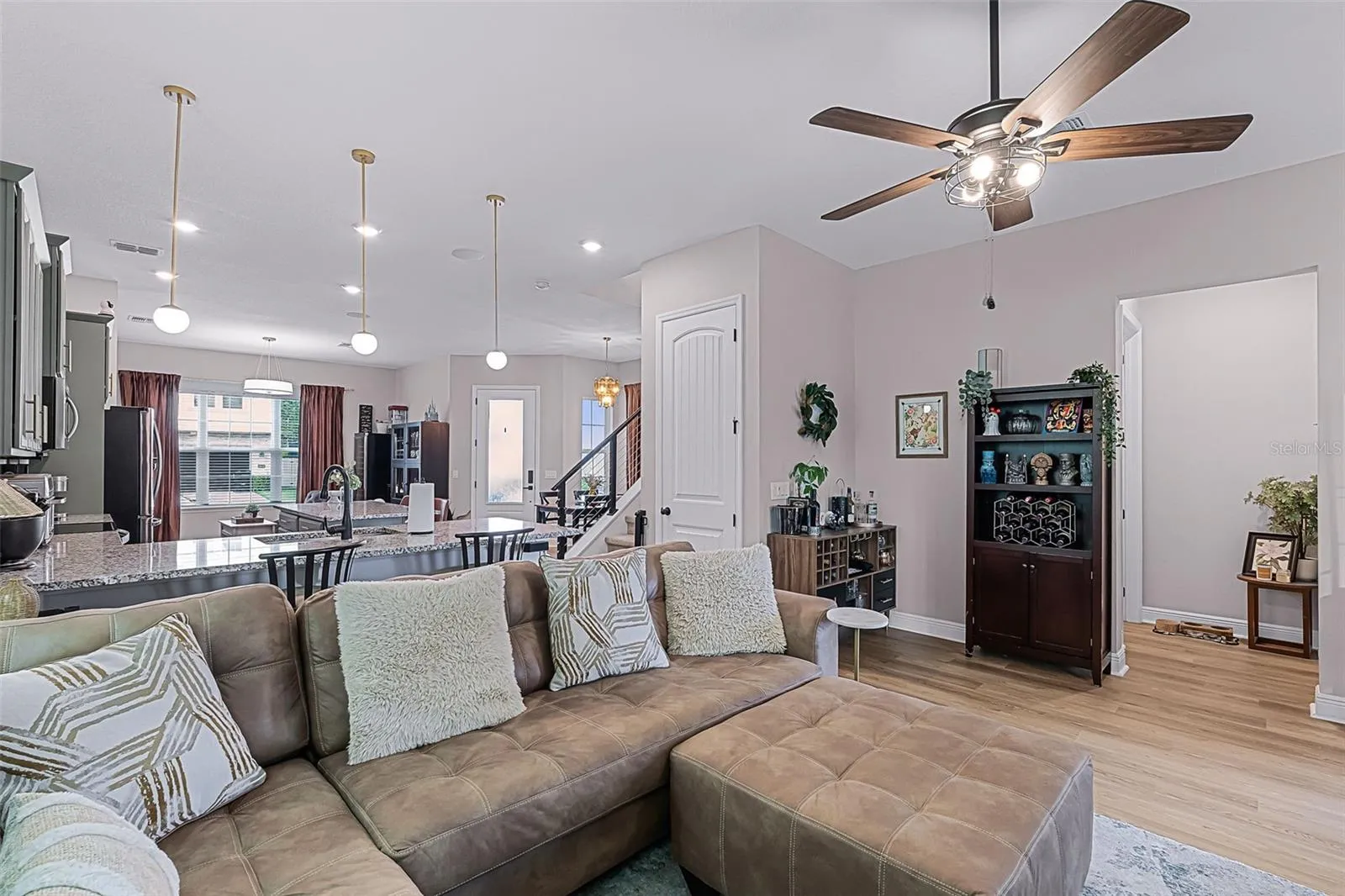 1877 Standing Rock Cir, Oakland, Florida 34787, 3 Bedrooms Bedrooms, ,2 BathroomsBathrooms,Residential,For Sale,STANDING ROCK,O6323607