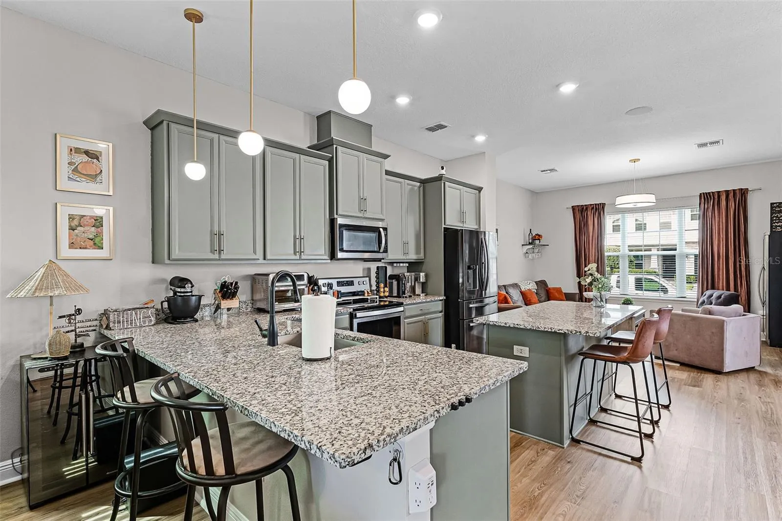 1877 Standing Rock Cir, Oakland, Florida 34787, 3 Bedrooms Bedrooms, ,2 BathroomsBathrooms,Residential,For Sale,STANDING ROCK,O6323607