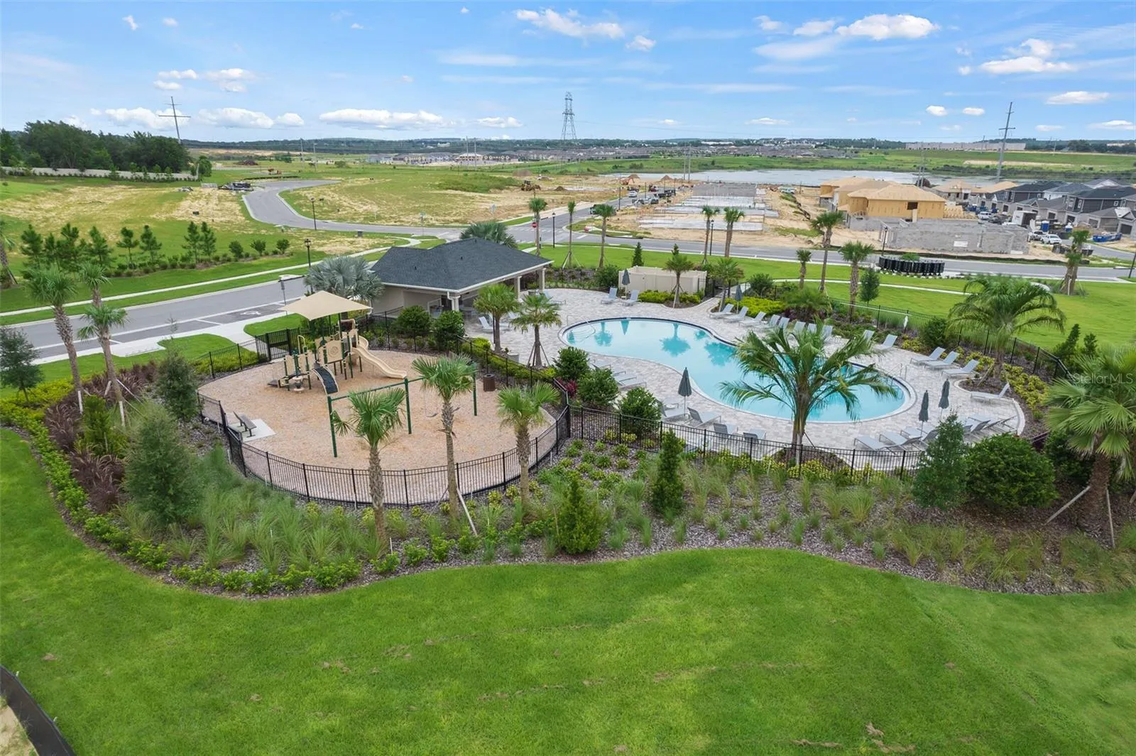 2604 Pinnacle, Clermont, Florida 34711, 4 Bedrooms Bedrooms, ,4 BathroomsBathrooms,Residential,For Sale,PINNACLE,O6323655