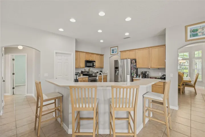 Breakfast bar