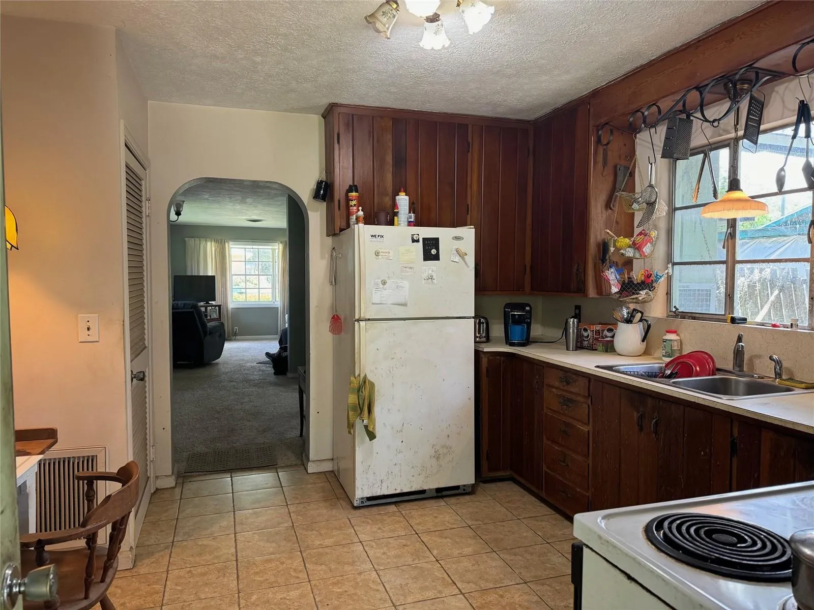 1004 E 9th Ave, Mount Dora, Florida 32757, 3 Bedrooms Bedrooms, ,1 BathroomBathrooms,Residential,For Sale,9TH,G5099140