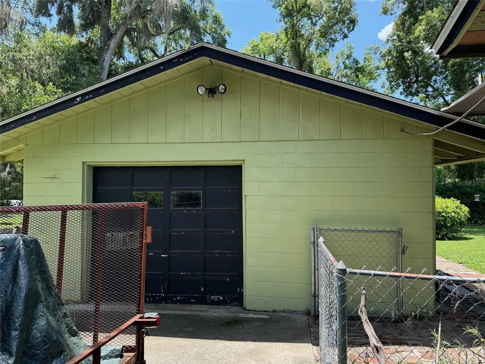 1004 E 9th Ave, Mount Dora, Florida 32757, 3 Bedrooms Bedrooms, ,1 BathroomBathrooms,Residential,For Sale,9TH,G5099140