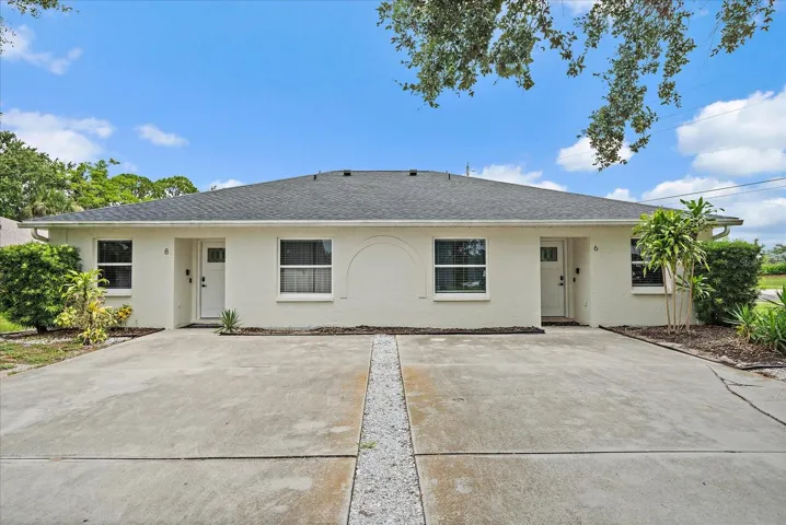 6 Bay Acres Ave, Osprey, Florida 34229, ,Residential Income,For Sale,BAY ACRES,A4657806