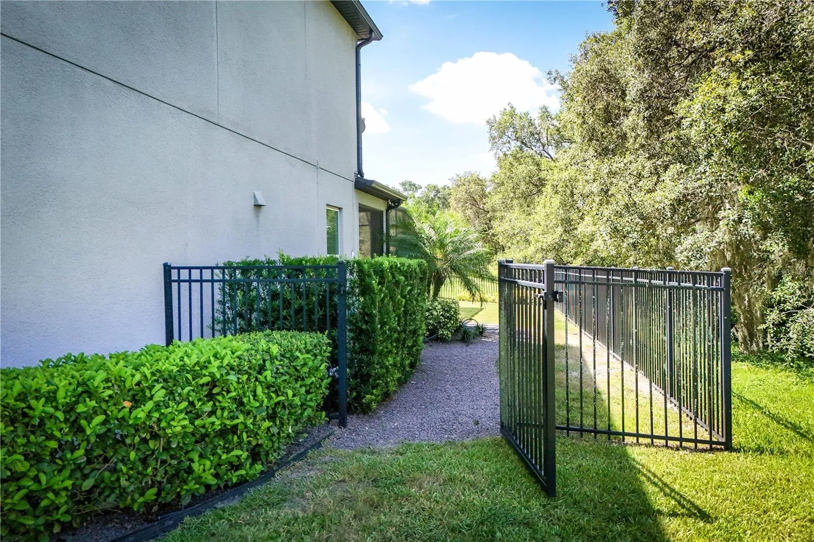 3241 Pinenut Dr, Apopka, Florida 32712, 6 Bedrooms Bedrooms, ,4 BathroomsBathrooms,Residential,For Sale,PINENUT,G5099141