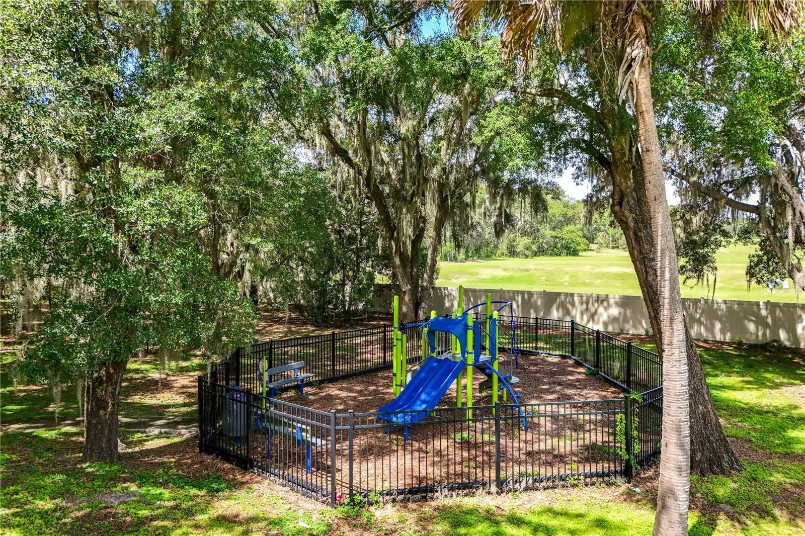 3241 Pinenut Dr, Apopka, Florida 32712, 6 Bedrooms Bedrooms, ,4 BathroomsBathrooms,Residential,For Sale,PINENUT,G5099141