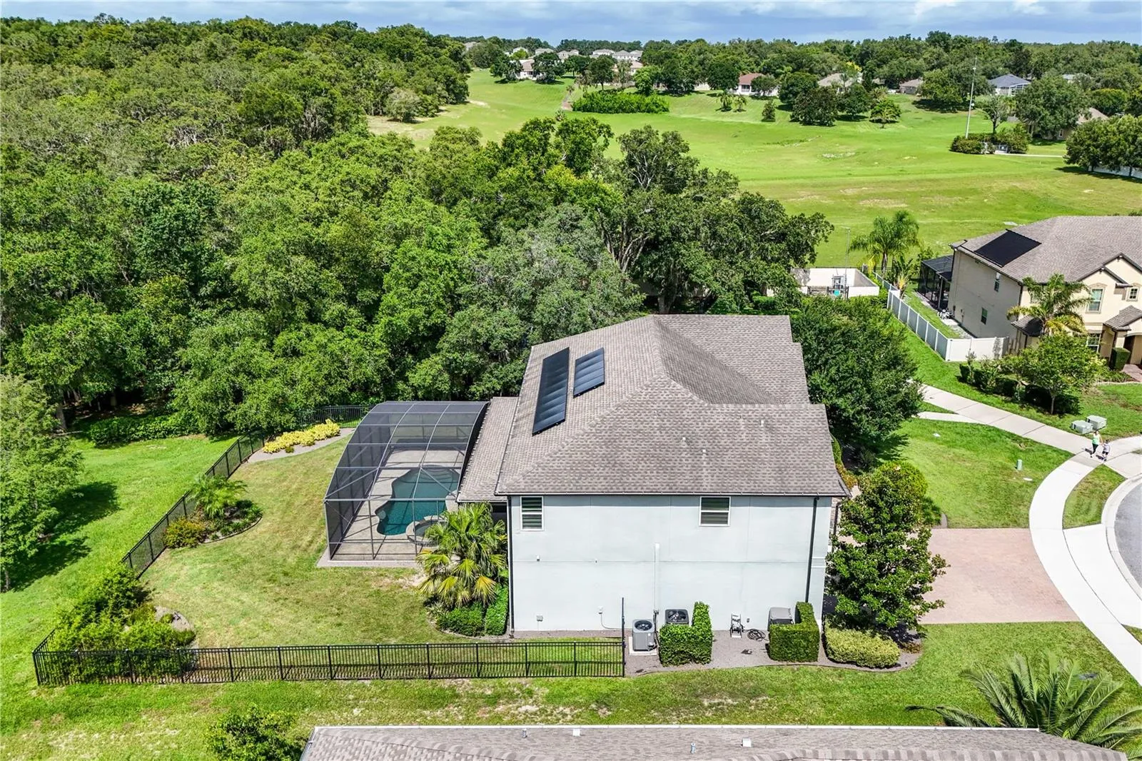 3241 Pinenut Dr, Apopka, Florida 32712, 6 Bedrooms Bedrooms, ,4 BathroomsBathrooms,Residential,For Sale,PINENUT,G5099141