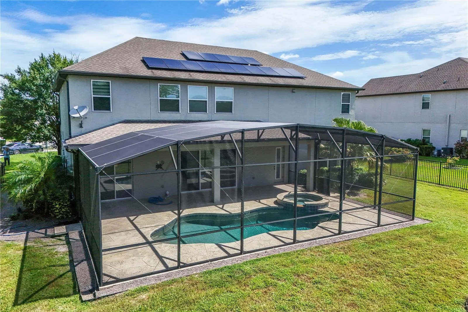 3241 Pinenut Dr, Apopka, Florida 32712, 6 Bedrooms Bedrooms, ,4 BathroomsBathrooms,Residential,For Sale,PINENUT,G5099141