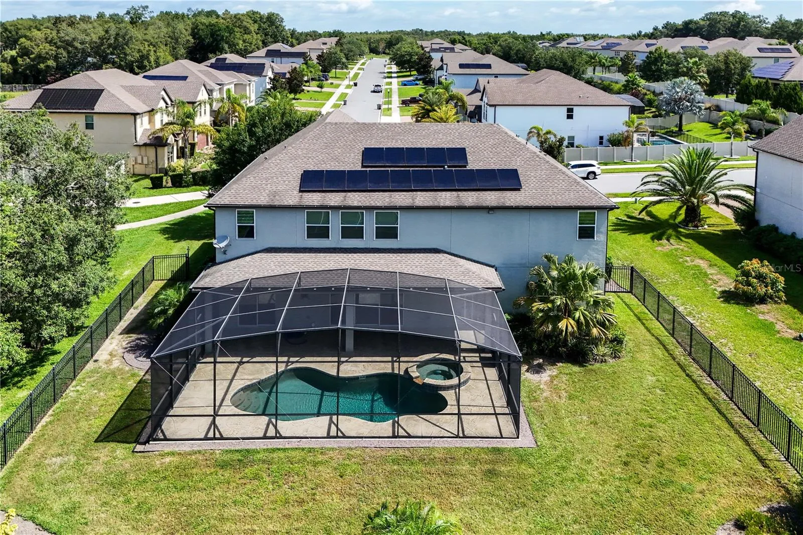 3241 Pinenut Dr, Apopka, Florida 32712, 6 Bedrooms Bedrooms, ,4 BathroomsBathrooms,Residential,For Sale,PINENUT,G5099141