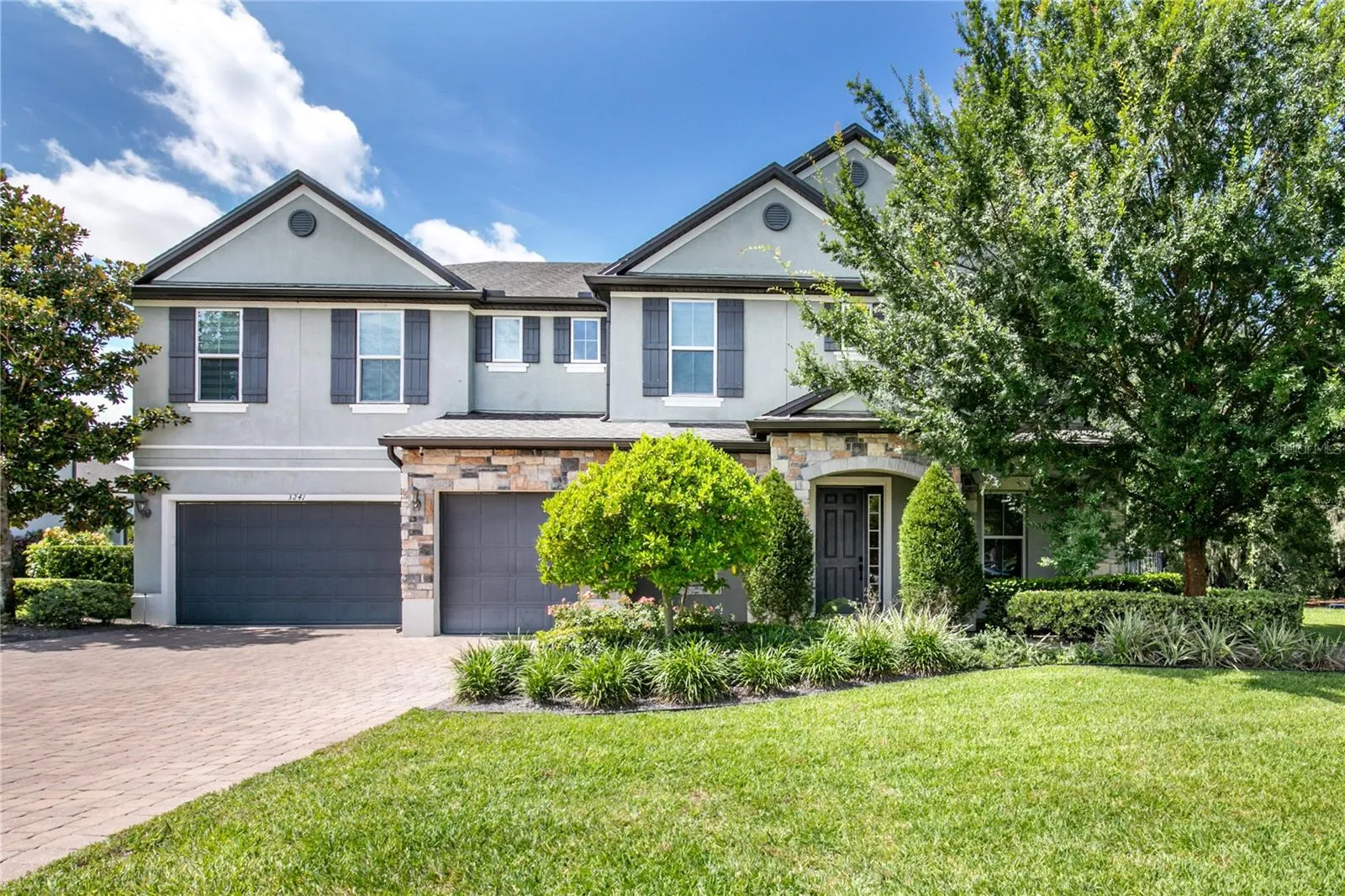 3241 Pinenut Dr, Apopka, Florida 32712, 6 Bedrooms Bedrooms, ,4 BathroomsBathrooms,Residential,For Sale,PINENUT,G5099141