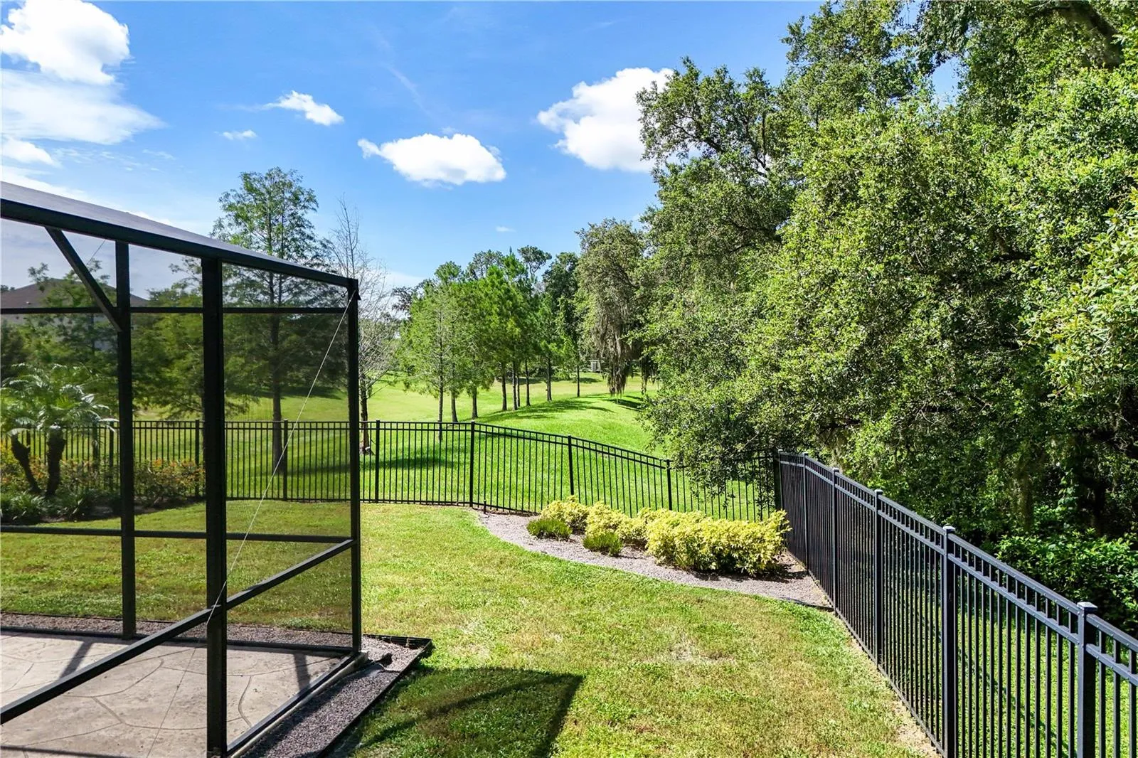 3241 Pinenut Dr, Apopka, Florida 32712, 6 Bedrooms Bedrooms, ,4 BathroomsBathrooms,Residential,For Sale,PINENUT,G5099141