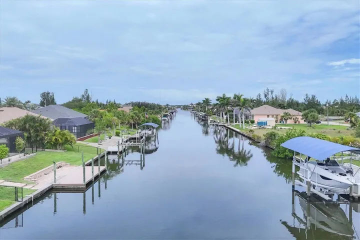 direct overhead aerial