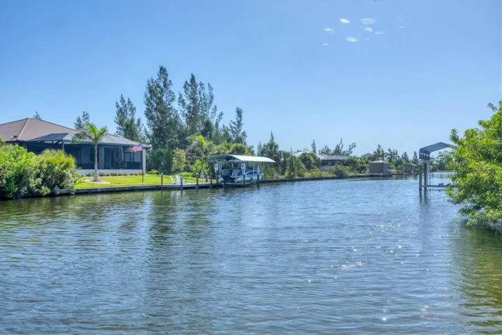 canal view from the dock