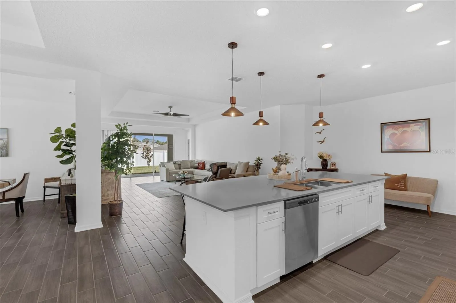 5229 Red Coral Cir, Mount Dora, Florida 32757, 4 Bedrooms Bedrooms, ,4 BathroomsBathrooms,Residential,For Sale,RED CORAL,S5130188