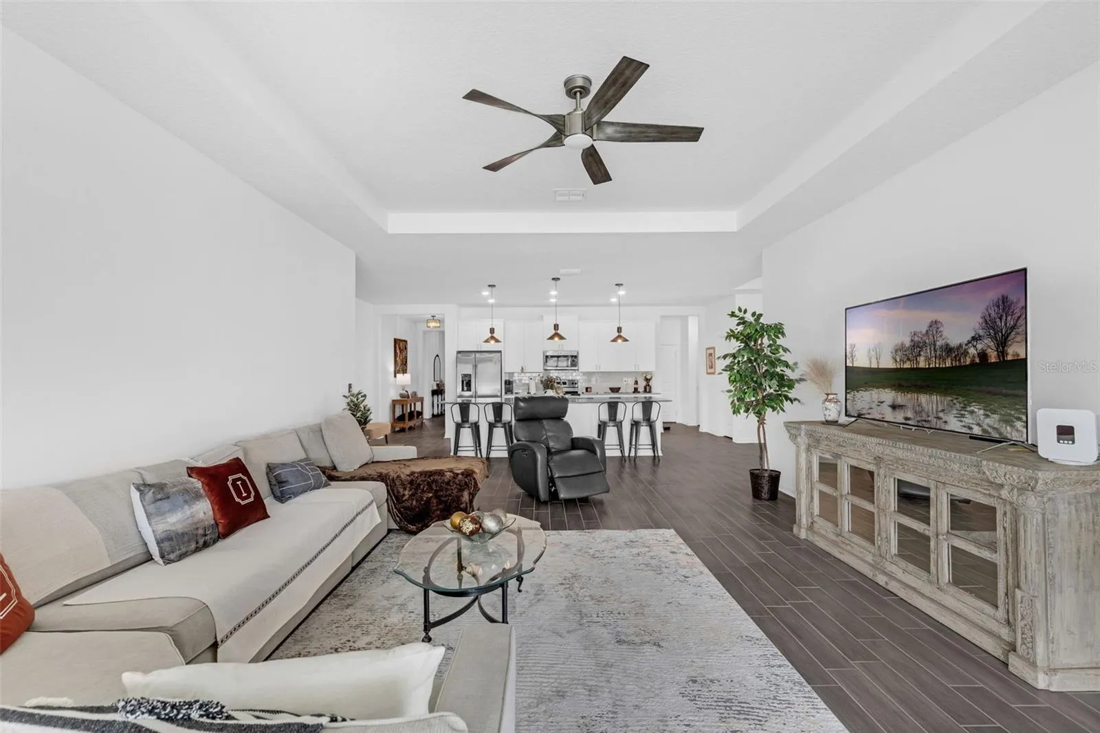 5229 Red Coral Cir, Mount Dora, Florida 32757, 4 Bedrooms Bedrooms, ,4 BathroomsBathrooms,Residential,For Sale,RED CORAL,S5130188