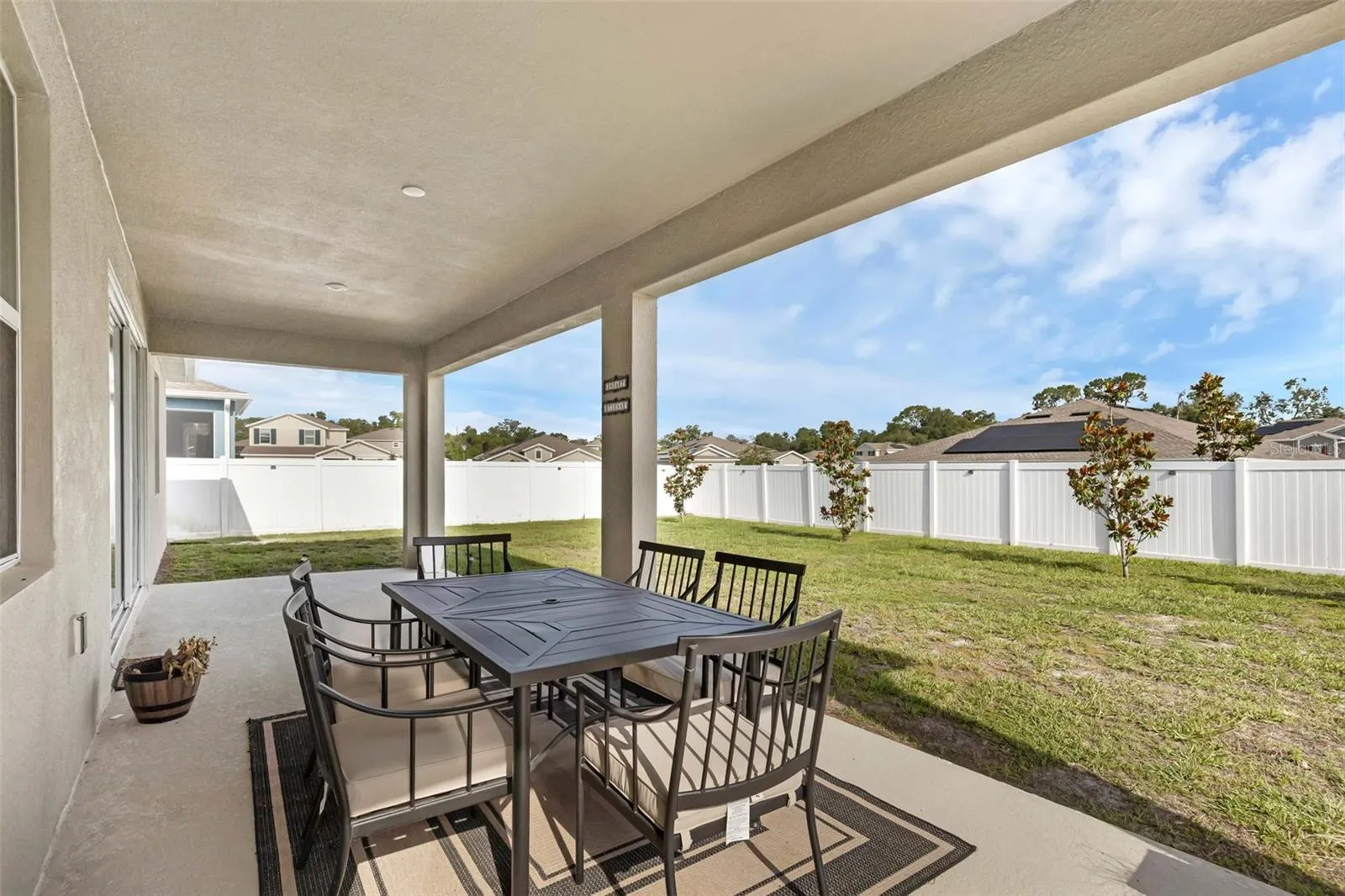 5229 Red Coral Cir, Mount Dora, Florida 32757, 4 Bedrooms Bedrooms, ,4 BathroomsBathrooms,Residential,For Sale,RED CORAL,S5130188