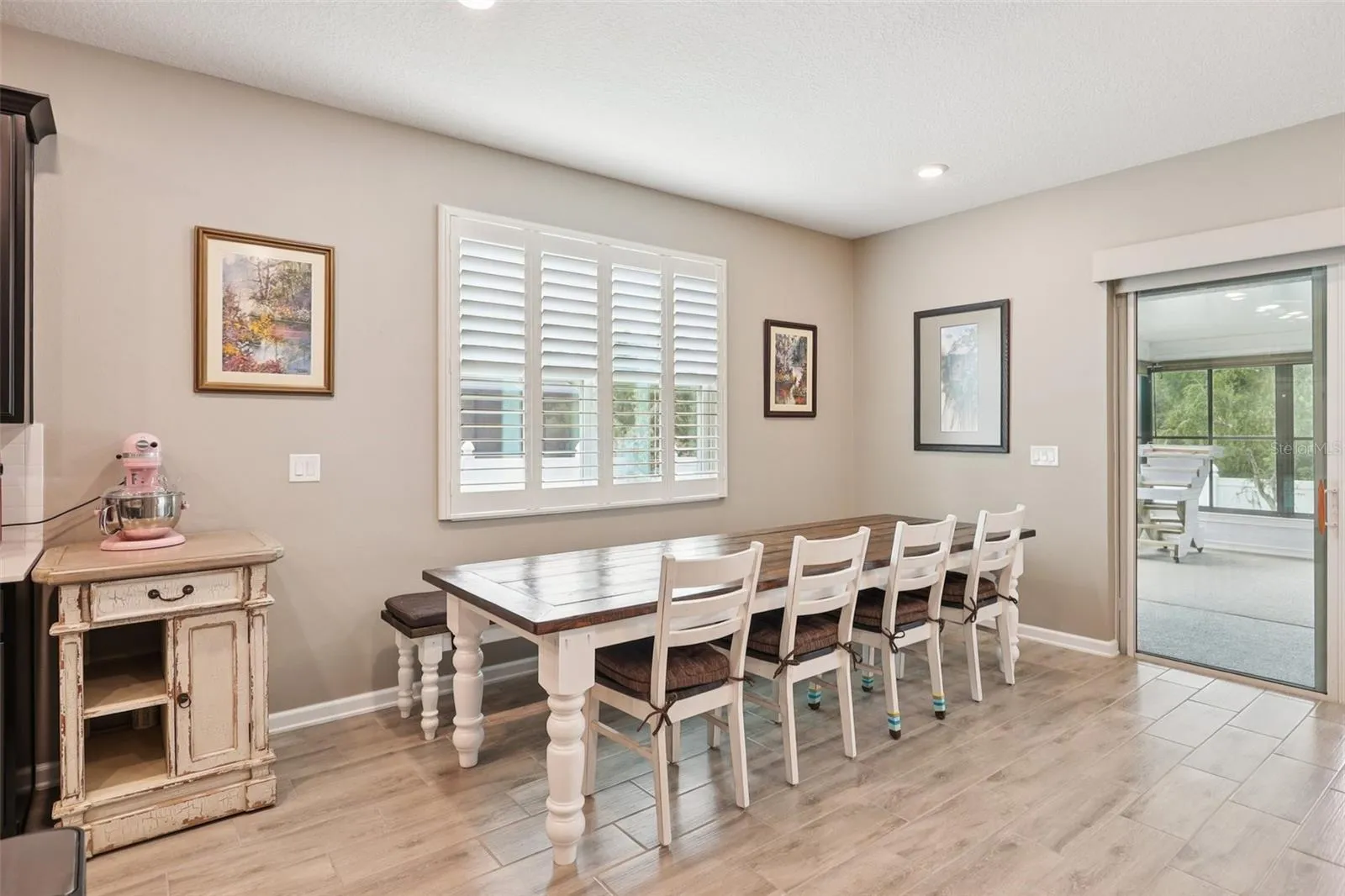 49 White Horse Way, Groveland, Florida 34736, 5 Bedrooms Bedrooms, ,4 BathroomsBathrooms,Residential,For Sale,WHITE HORSE,G5099174