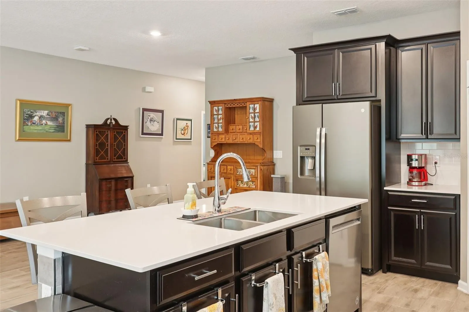 49 White Horse Way, Groveland, Florida 34736, 5 Bedrooms Bedrooms, ,4 BathroomsBathrooms,Residential,For Sale,WHITE HORSE,G5099174