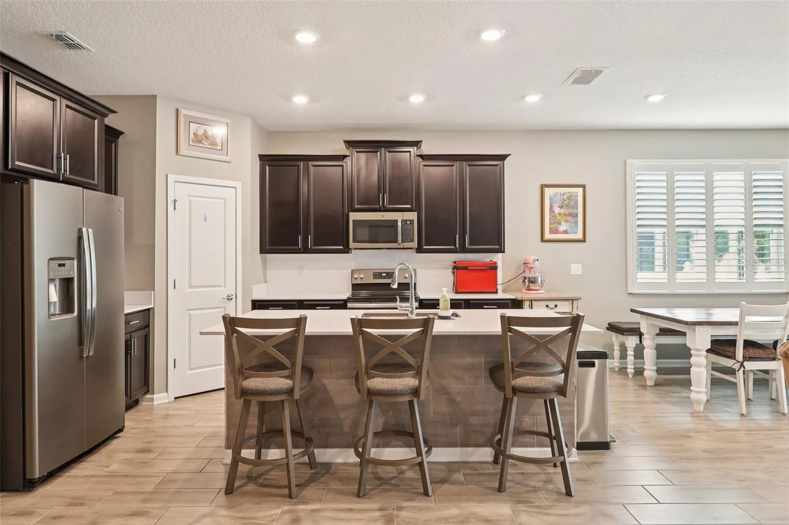 49 White Horse Way, Groveland, Florida 34736, 5 Bedrooms Bedrooms, ,4 BathroomsBathrooms,Residential,For Sale,WHITE HORSE,G5099174