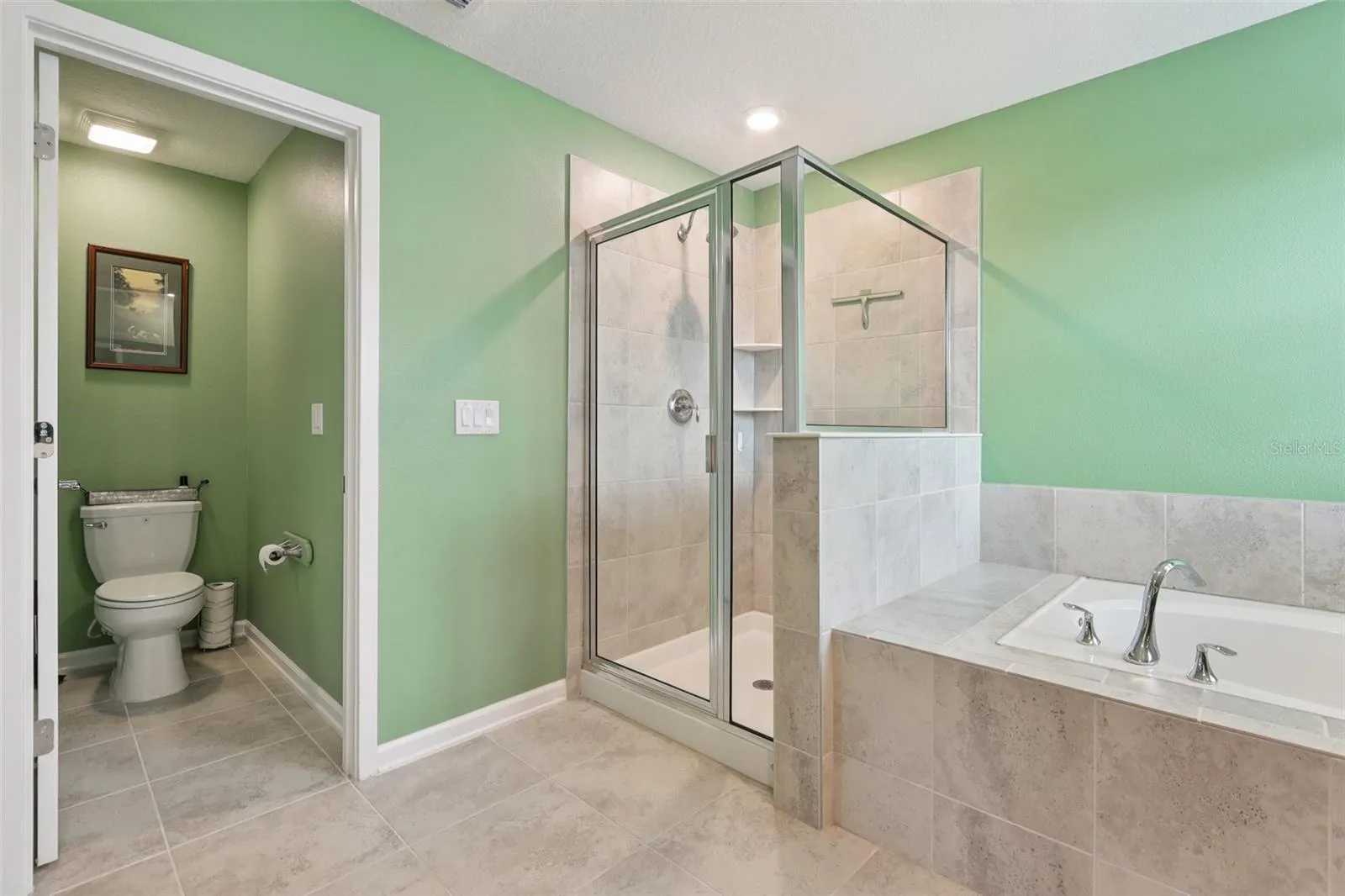 49 White Horse Way, Groveland, Florida 34736, 5 Bedrooms Bedrooms, ,4 BathroomsBathrooms,Residential,For Sale,WHITE HORSE,G5099174