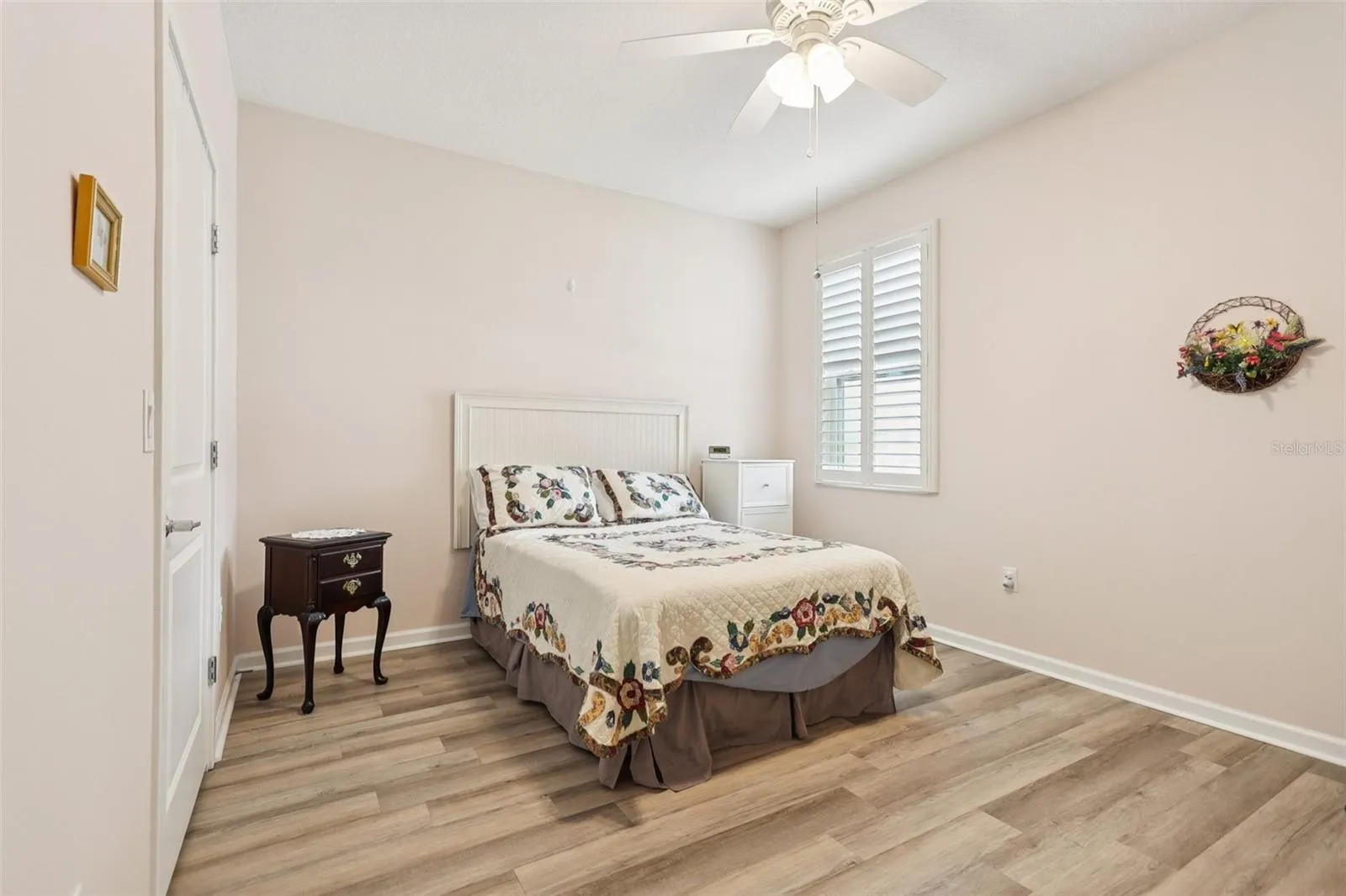 49 White Horse Way, Groveland, Florida 34736, 5 Bedrooms Bedrooms, ,4 BathroomsBathrooms,Residential,For Sale,WHITE HORSE,G5099174