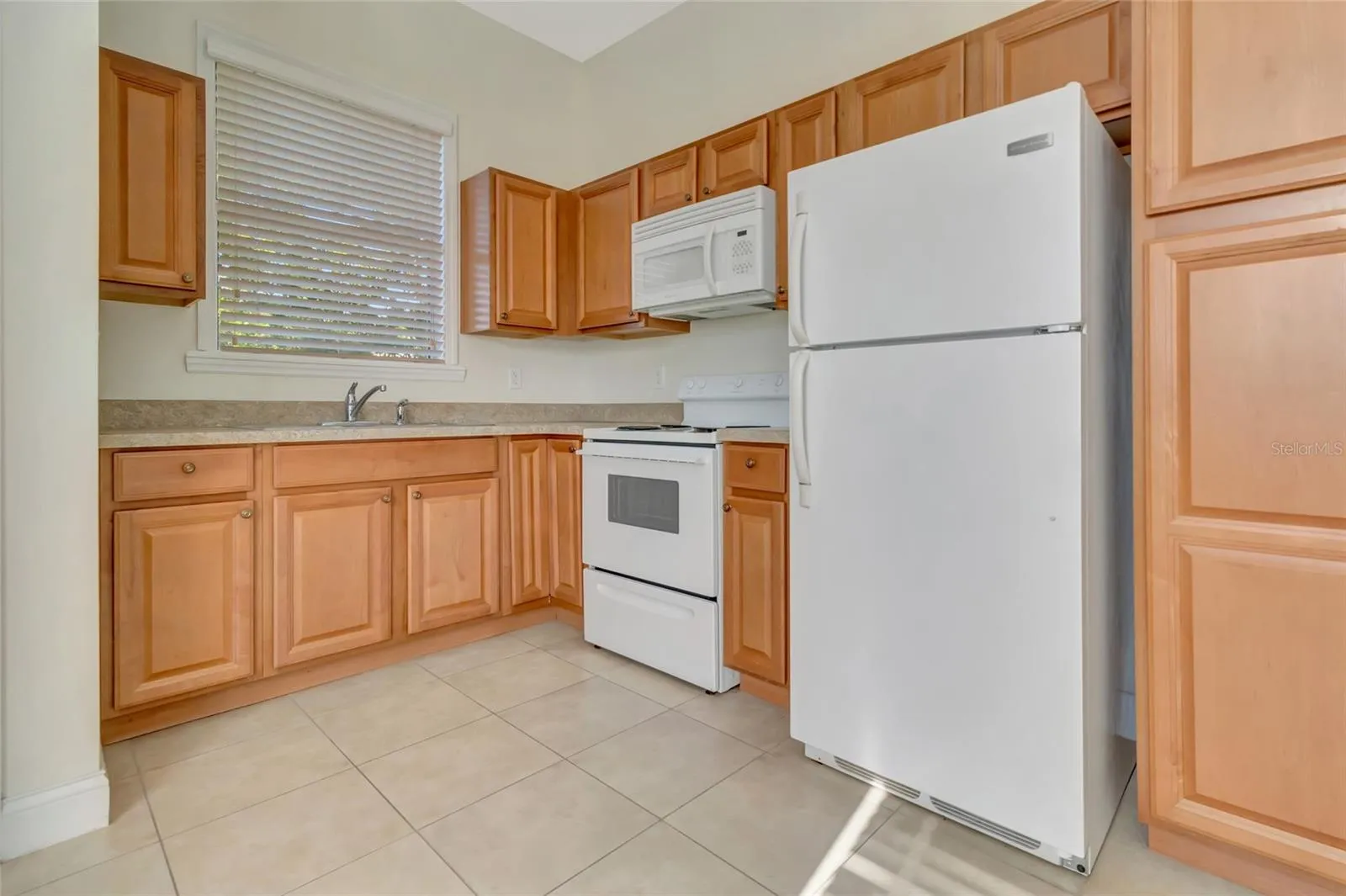 18139 Great Blue Heron Dr, Groveland, Florida 34736, 4 Bedrooms Bedrooms, ,4 BathroomsBathrooms,Residential,For Sale,GREAT BLUE HERON,G5099175