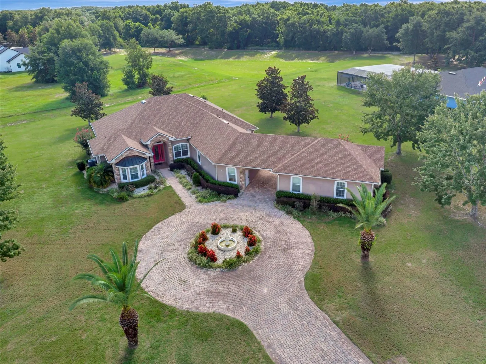 18139 Great Blue Heron Dr, Groveland, Florida 34736, 4 Bedrooms Bedrooms, ,4 BathroomsBathrooms,Residential,For Sale,GREAT BLUE HERON,G5099175