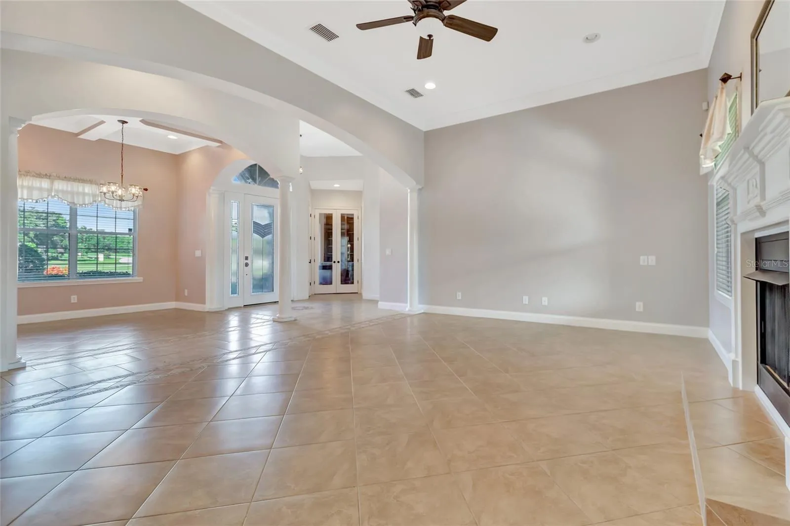 18139 Great Blue Heron Dr, Groveland, Florida 34736, 4 Bedrooms Bedrooms, ,4 BathroomsBathrooms,Residential,For Sale,GREAT BLUE HERON,G5099175