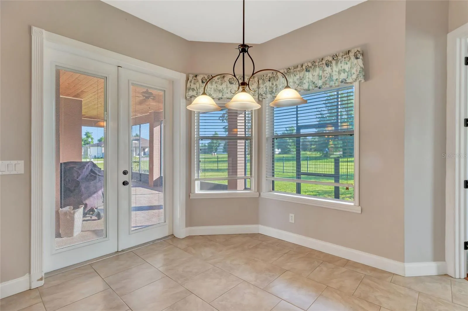 18139 Great Blue Heron Dr, Groveland, Florida 34736, 4 Bedrooms Bedrooms, ,4 BathroomsBathrooms,Residential,For Sale,GREAT BLUE HERON,G5099175