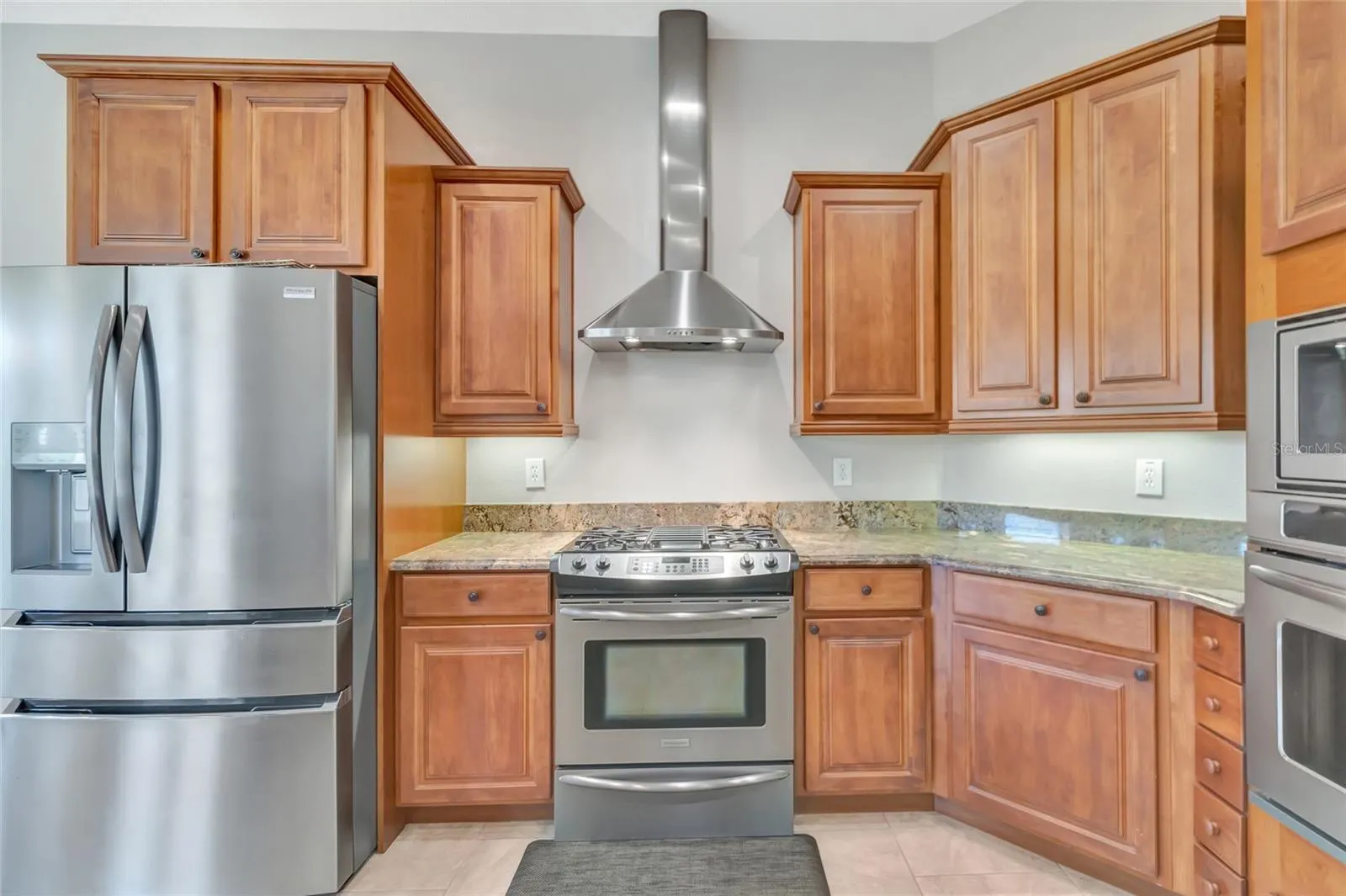 18139 Great Blue Heron Dr, Groveland, Florida 34736, 4 Bedrooms Bedrooms, ,4 BathroomsBathrooms,Residential,For Sale,GREAT BLUE HERON,G5099175