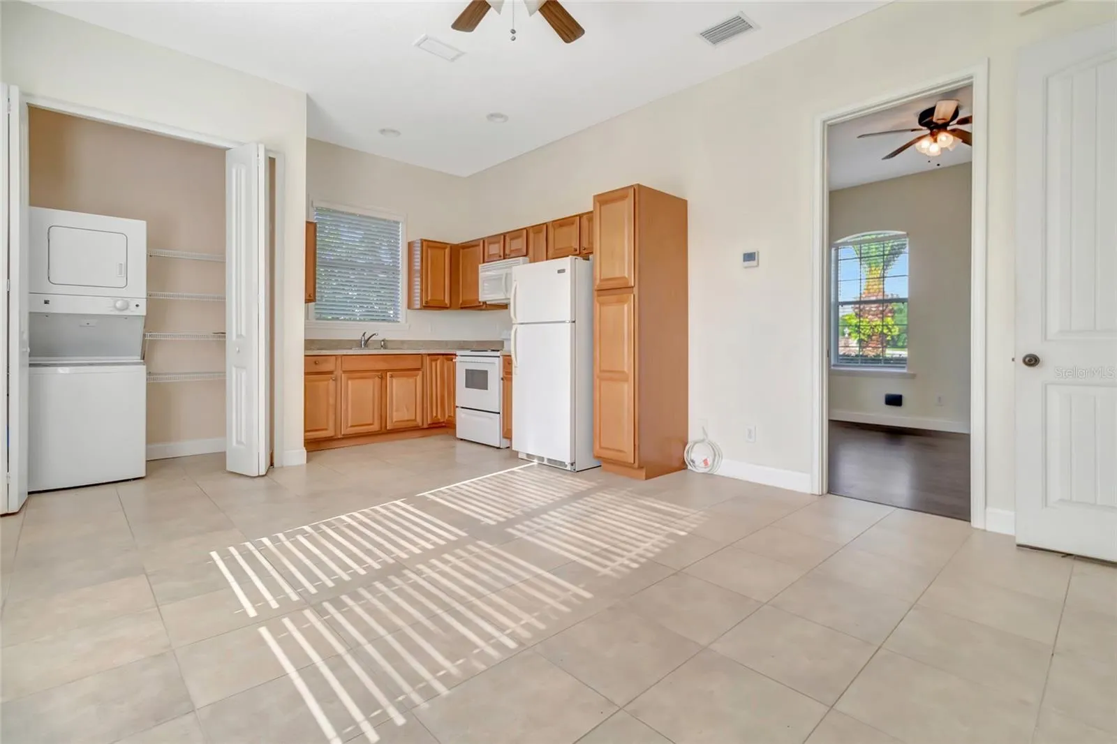 18139 Great Blue Heron Dr, Groveland, Florida 34736, 4 Bedrooms Bedrooms, ,4 BathroomsBathrooms,Residential,For Sale,GREAT BLUE HERON,G5099175