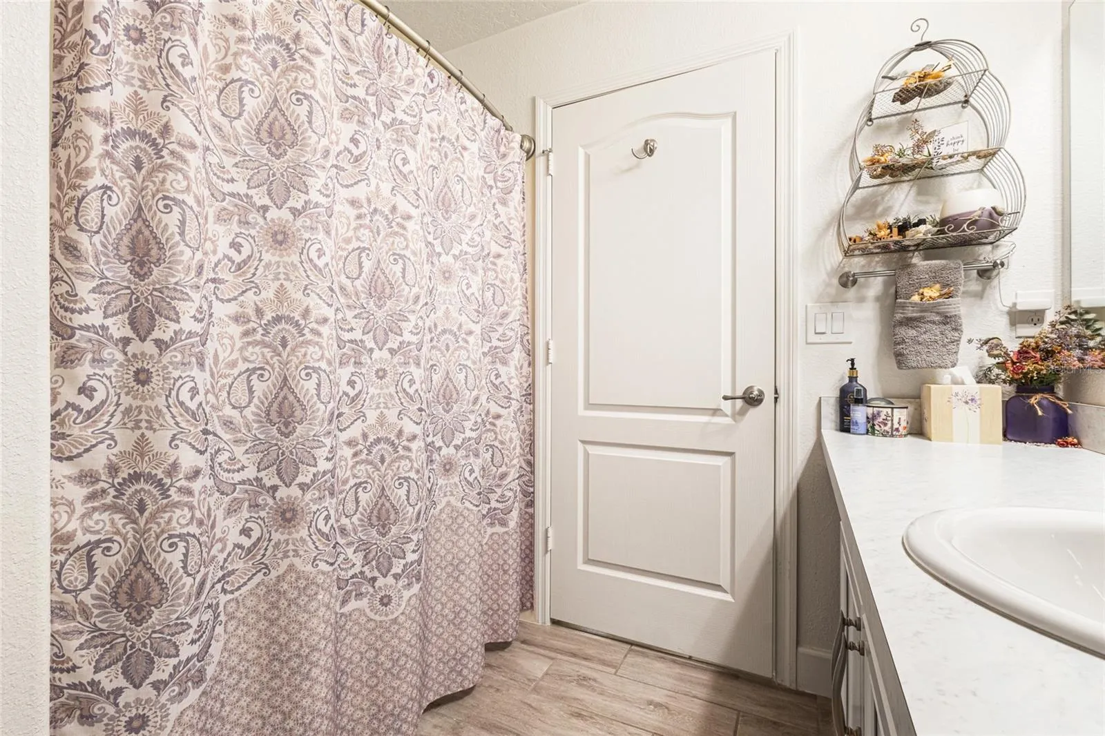 1668 Wilson Prairie Cir, Groveland, Florida 34736, 4 Bedrooms Bedrooms, ,2 BathroomsBathrooms,Residential,For Sale,WILSON PRAIRIE CIR,O6324074