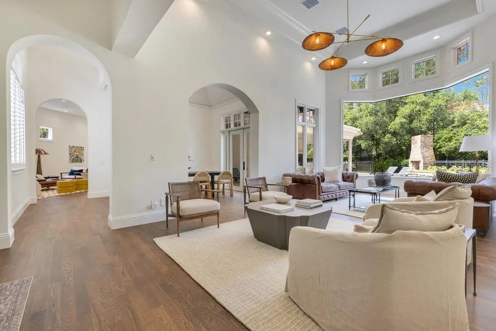 6186 Louise Cove Drive, Windermere, Florida 34786, 4 Bedrooms Bedrooms, ,6 BathroomsBathrooms,Residential,For Sale,LOUISE COVE DRIVE,O6324115