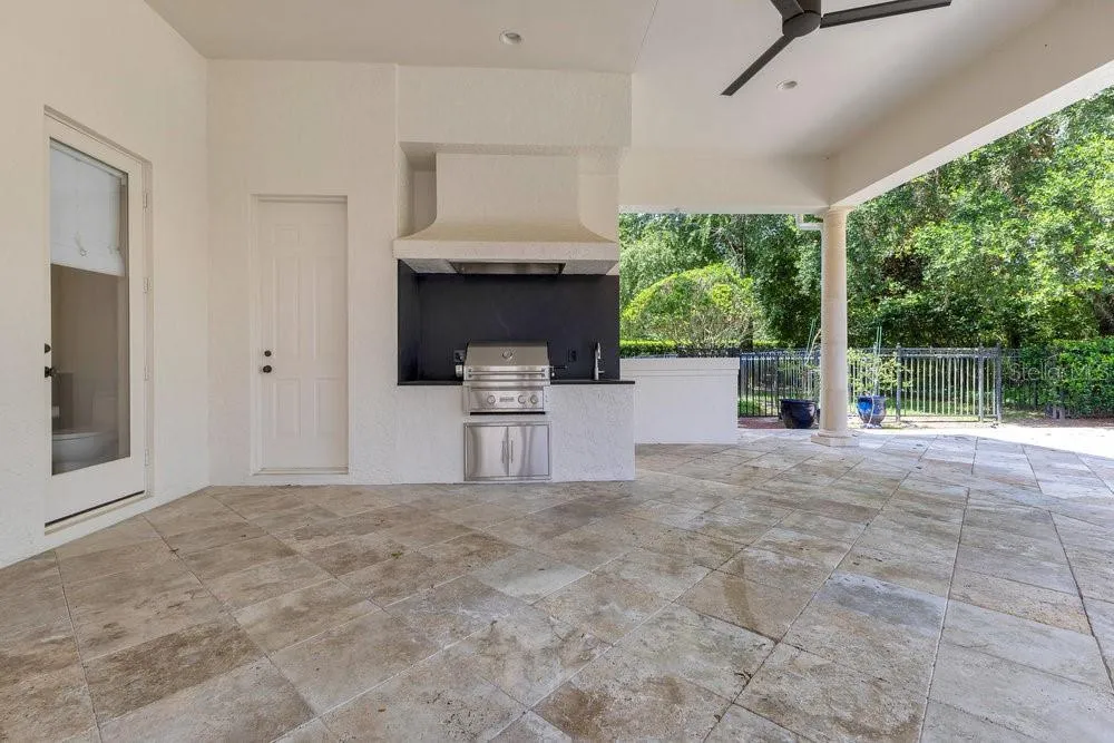 6186 Louise Cove Drive, Windermere, Florida 34786, 4 Bedrooms Bedrooms, ,6 BathroomsBathrooms,Residential,For Sale,LOUISE COVE DRIVE,O6324115