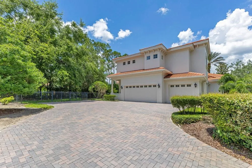 6186 Louise Cove Drive, Windermere, Florida 34786, 4 Bedrooms Bedrooms, ,6 BathroomsBathrooms,Residential,For Sale,LOUISE COVE DRIVE,O6324115