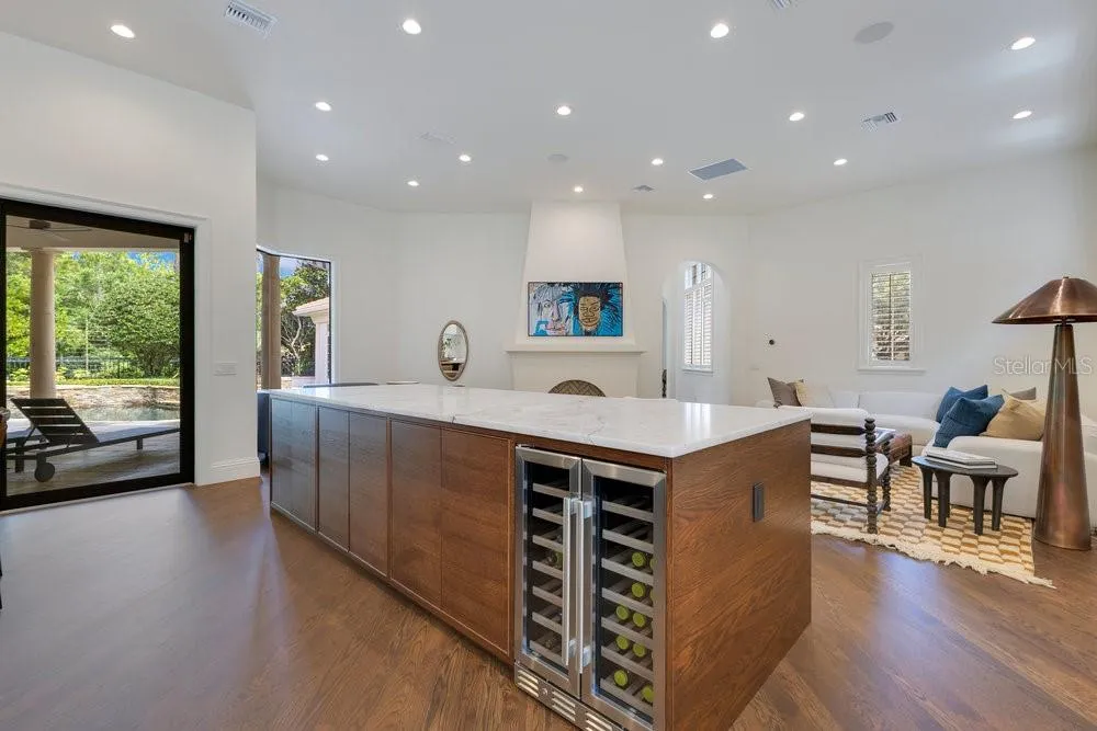 6186 Louise Cove Drive, Windermere, Florida 34786, 4 Bedrooms Bedrooms, ,6 BathroomsBathrooms,Residential,For Sale,LOUISE COVE DRIVE,O6324115