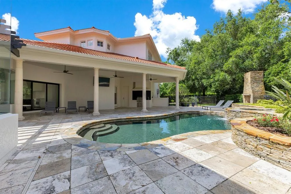 6186 Louise Cove Drive, Windermere, Florida 34786, 4 Bedrooms Bedrooms, ,6 BathroomsBathrooms,Residential,For Sale,LOUISE COVE DRIVE,O6324115