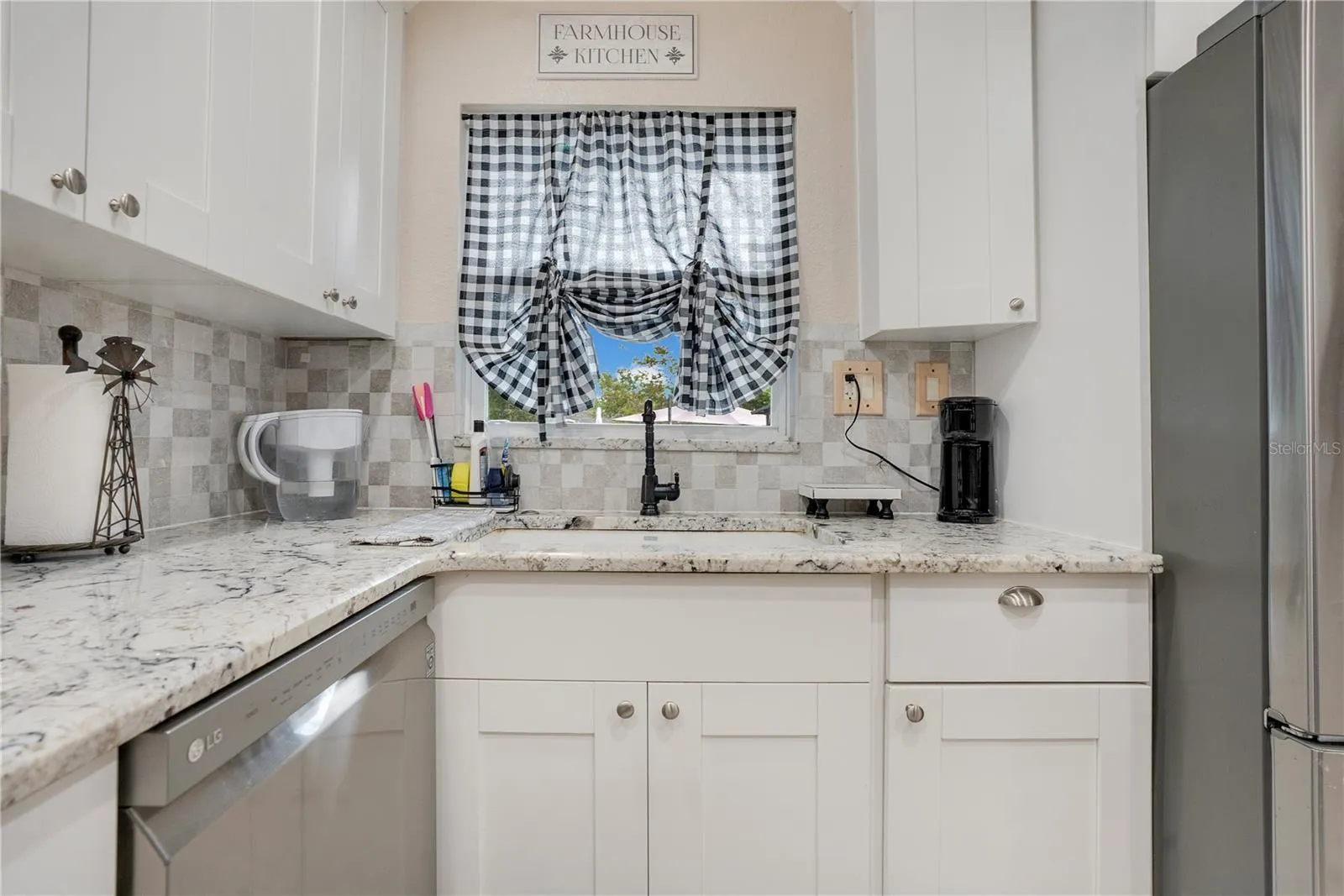6746 Osceola Dr, Mount Dora, Florida 32757, 3 Bedrooms Bedrooms, ,2 BathroomsBathrooms,Residential,For Sale,OSCEOLA,O6324284