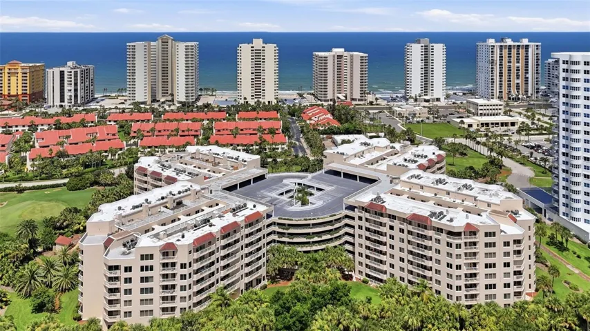 Oceans Cloverleaf Condos