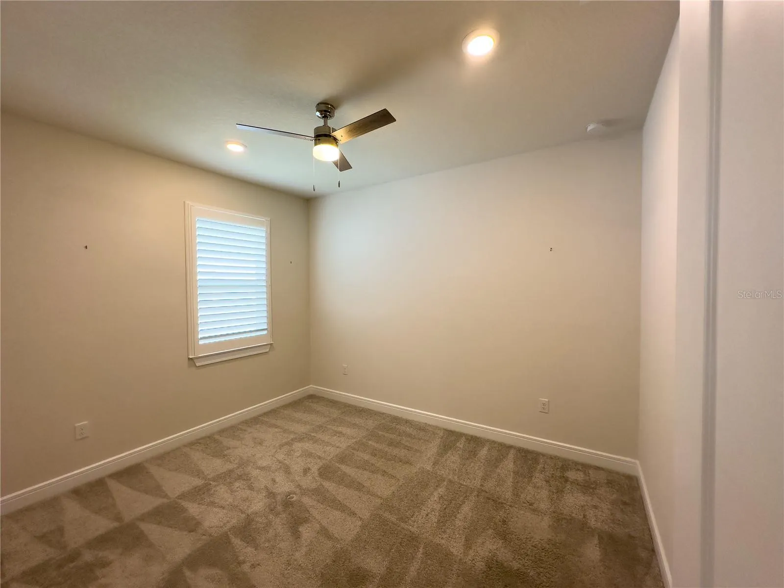 7484 Catania Loop, Clermont, Florida 34714, 3 Bedrooms Bedrooms, ,2 BathroomsBathrooms,Residential,For Sale,CATANIA,O6324325