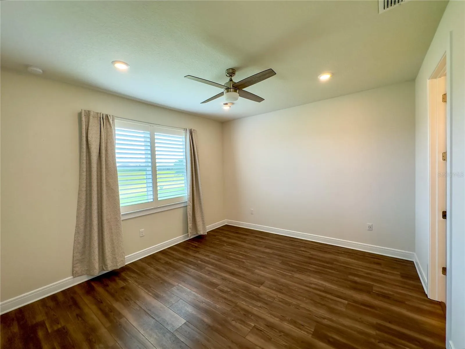 7484 Catania Loop, Clermont, Florida 34714, 3 Bedrooms Bedrooms, ,2 BathroomsBathrooms,Residential,For Sale,CATANIA,O6324325