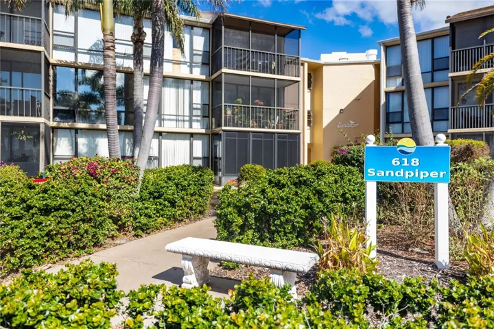 618 Bird Bay Dr S #118, Venice, Florida 34285, 1 Bedroom Bedrooms, ,2 BathroomsBathrooms,Residential Lease,For Rent,BIRD BAY,A4657958