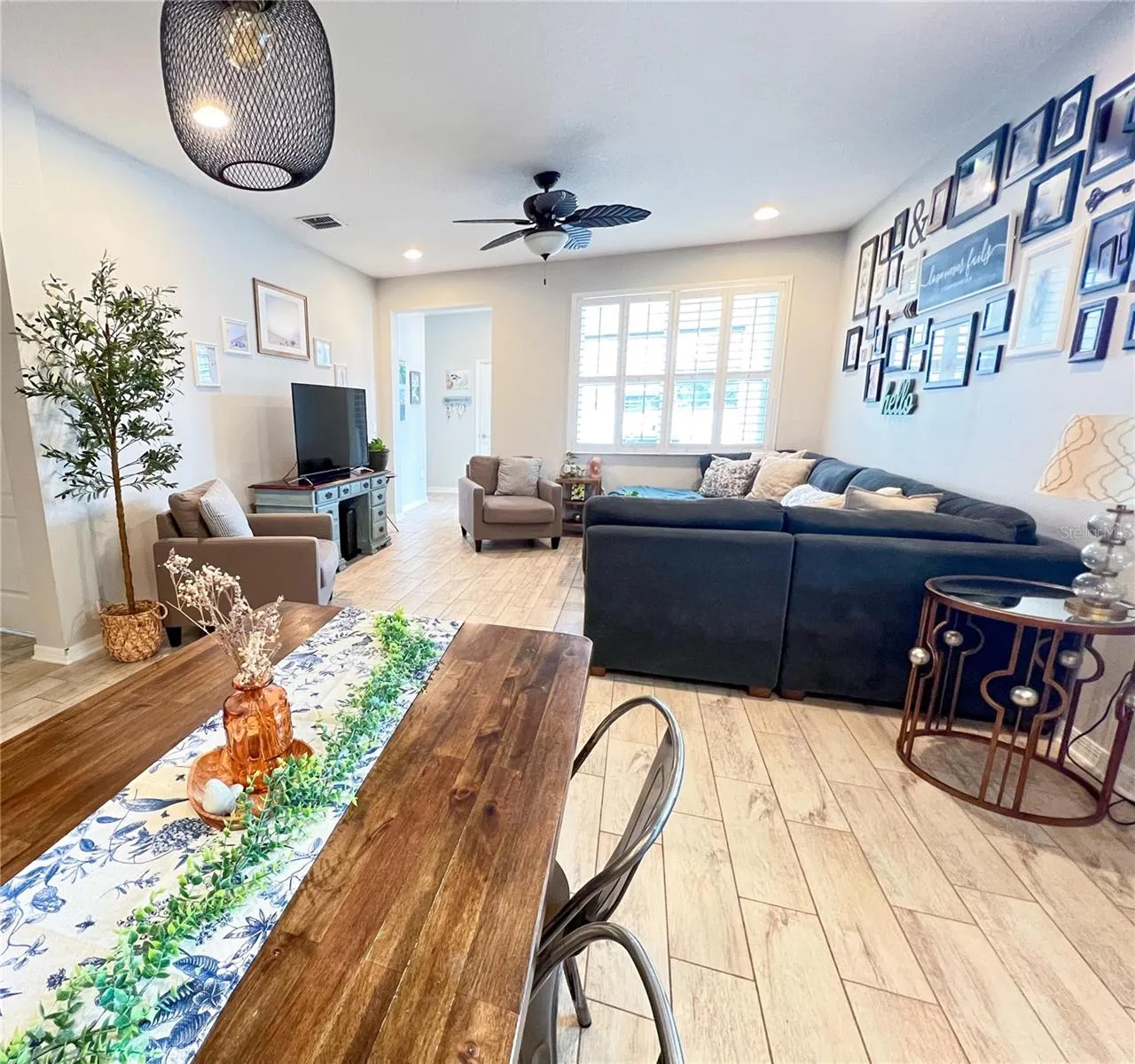 8004 Sweet Orange Ave, Winter Garden, Florida 34787, 3 Bedrooms Bedrooms, ,2 BathroomsBathrooms,Residential,For Sale,SWEET ORANGE,O6324351
