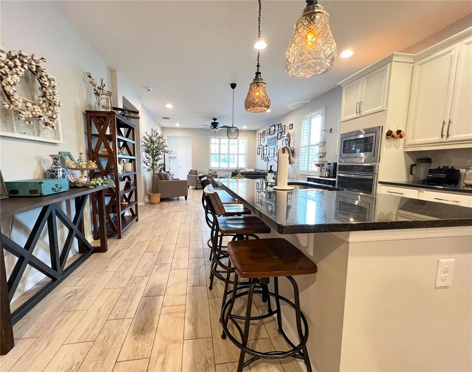 8004 Sweet Orange Ave, Winter Garden, Florida 34787, 3 Bedrooms Bedrooms, ,2 BathroomsBathrooms,Residential,For Sale,SWEET ORANGE,O6324351