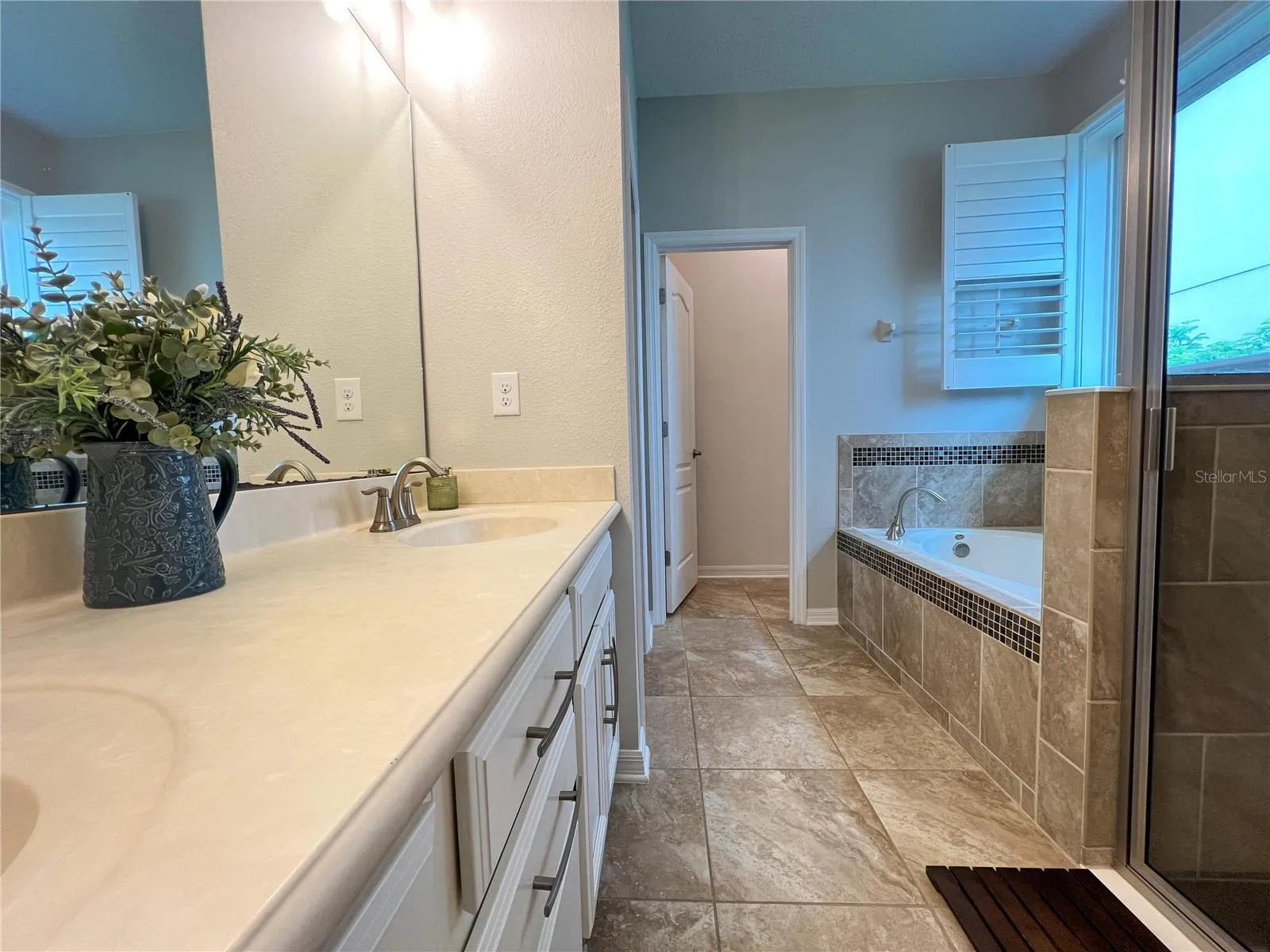 8004 Sweet Orange Ave, Winter Garden, Florida 34787, 3 Bedrooms Bedrooms, ,2 BathroomsBathrooms,Residential,For Sale,SWEET ORANGE,O6324351