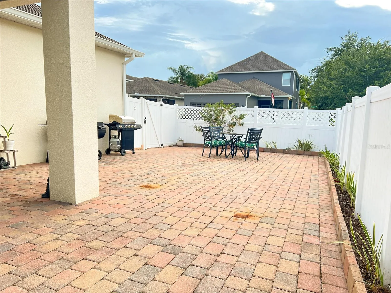 8004 Sweet Orange Ave, Winter Garden, Florida 34787, 3 Bedrooms Bedrooms, ,2 BathroomsBathrooms,Residential,For Sale,SWEET ORANGE,O6324351
