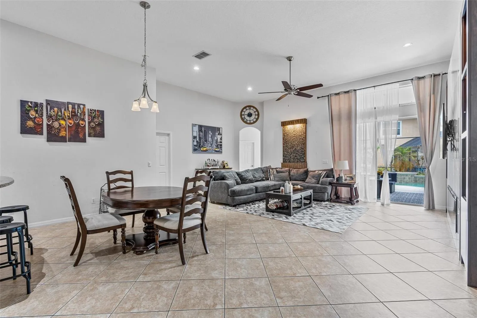 13466 Zori Ln, Windermere, Florida 34786, 4 Bedrooms Bedrooms, ,3 BathroomsBathrooms,Residential,For Sale,ZORI,O6324403