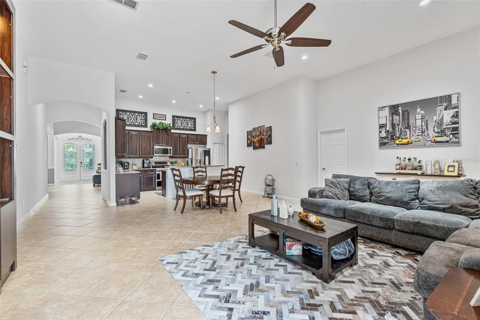 13466 Zori Ln, Windermere, Florida 34786, 4 Bedrooms Bedrooms, ,3 BathroomsBathrooms,Residential,For Sale,ZORI,O6324403