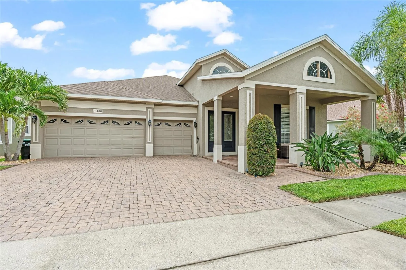 13466 Zori Ln, Windermere, Florida 34786, 4 Bedrooms Bedrooms, ,3 BathroomsBathrooms,Residential,For Sale,ZORI,O6324403